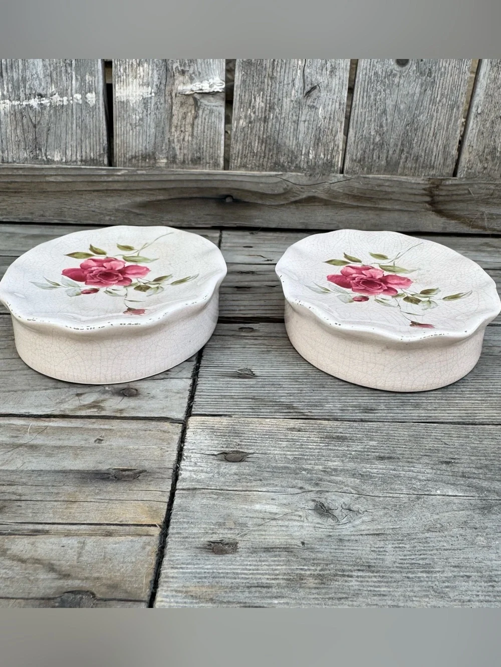 Vtg Mid-Century Pink Rose Ceramic Wall Mount Bathroom Soap Dishes - Set of 2